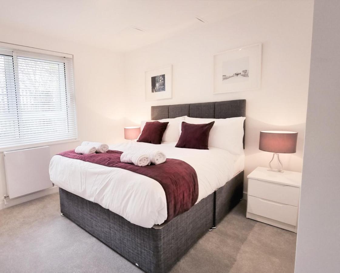 Roomspace Serviced Apartments - Kew Bridge Court Лондон Екстериор снимка